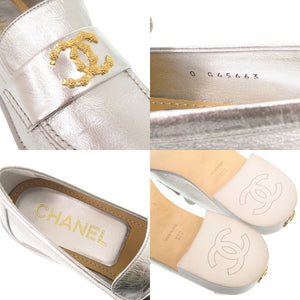 未使用 シャネル ココマーク カメリア サイズ37C G45663 レザー シルバー ローファー 0262【中古】CHANEL