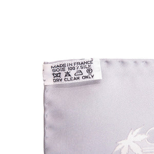 新品同様 エルメス カレ90 一期一会 CHAQUE RENCONTRE EST UNIQUE シルク グレー スカーフ 0275【中古】HERMES