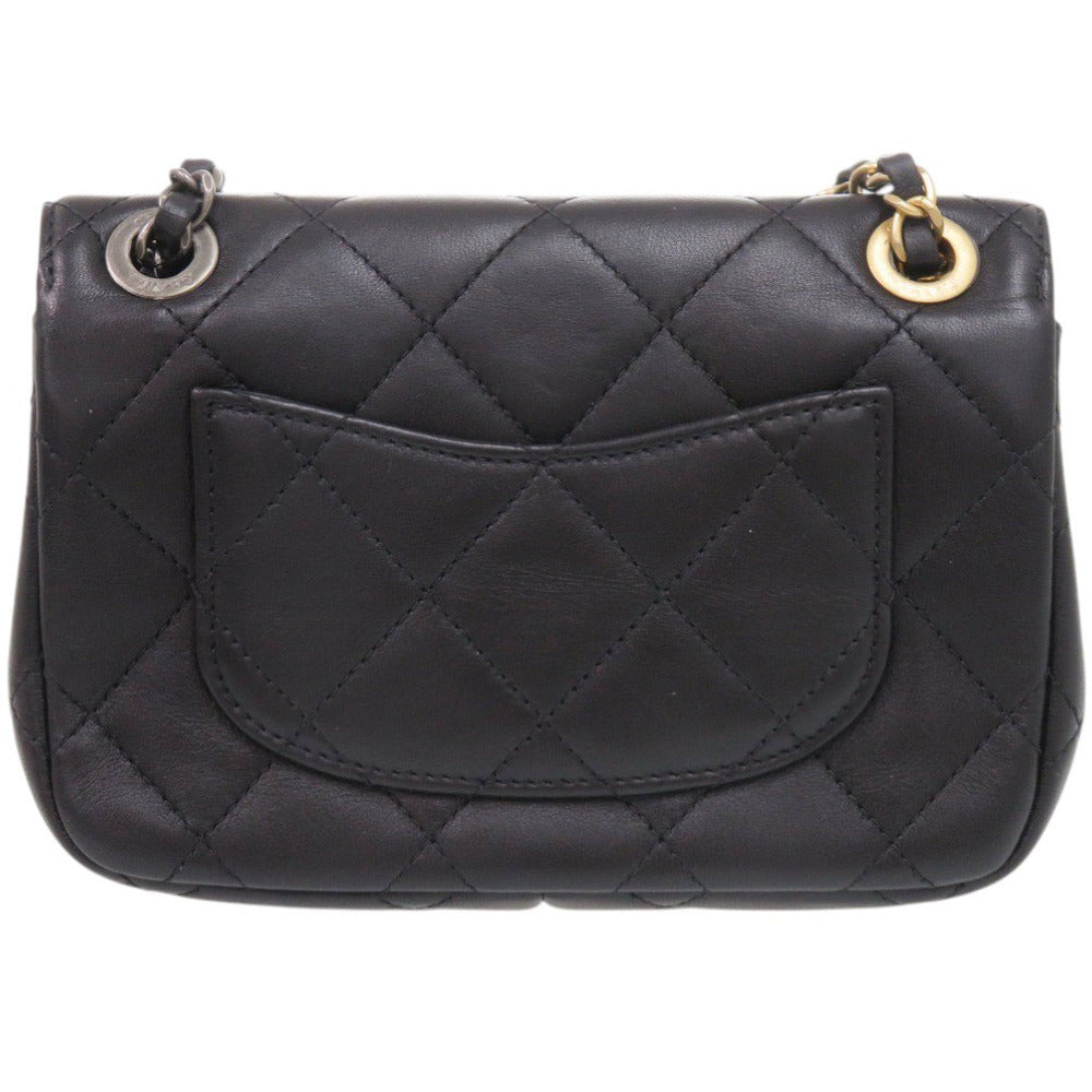 新品同様 シャネル マトラッセ クリップココ ラムスキン ブラック チェーンショルダーバッグ 黒 1014【中古】CHANEL