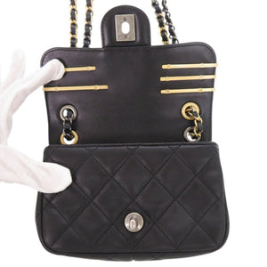 新品同様 シャネル マトラッセ クリップココ ラムスキン ブラック チェーンショルダーバッグ 黒 1014【中古】CHANEL