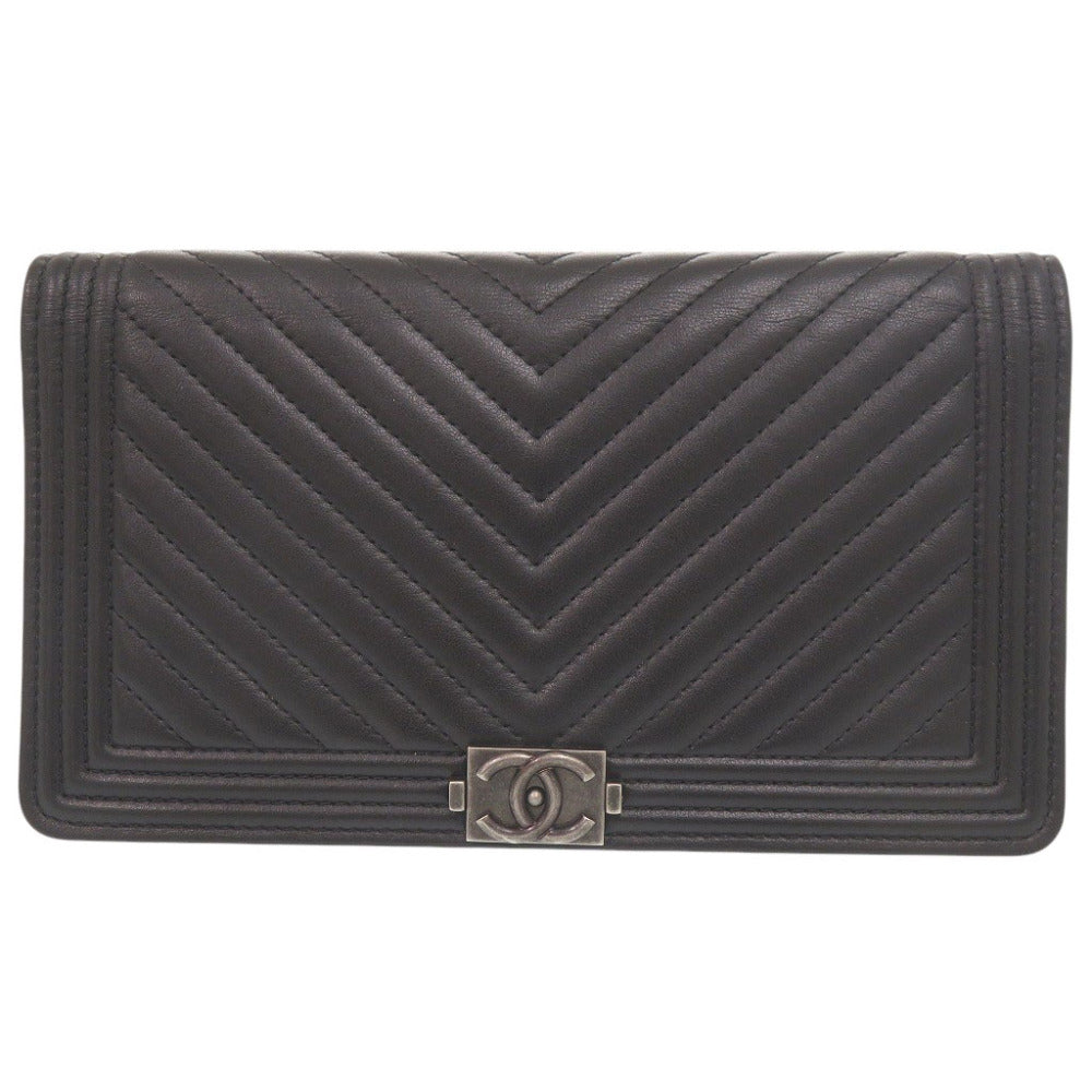 美品 シャネル ボーイシャネル ココマーク ラムスキン 26番台 ブラック 長財布 黒 1296【中古】CHANEL
