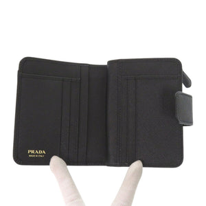 新品同様 プラダ 1ML018 サフィアーノレザー ブラック 二つ折り財布 黒 1437【中古】PRADA