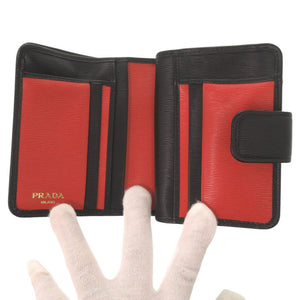美品 プラダ ロゴ ヴィッテロムーブ レザー ブラック 二つ折り財布 黒 0198【中古】PRADA