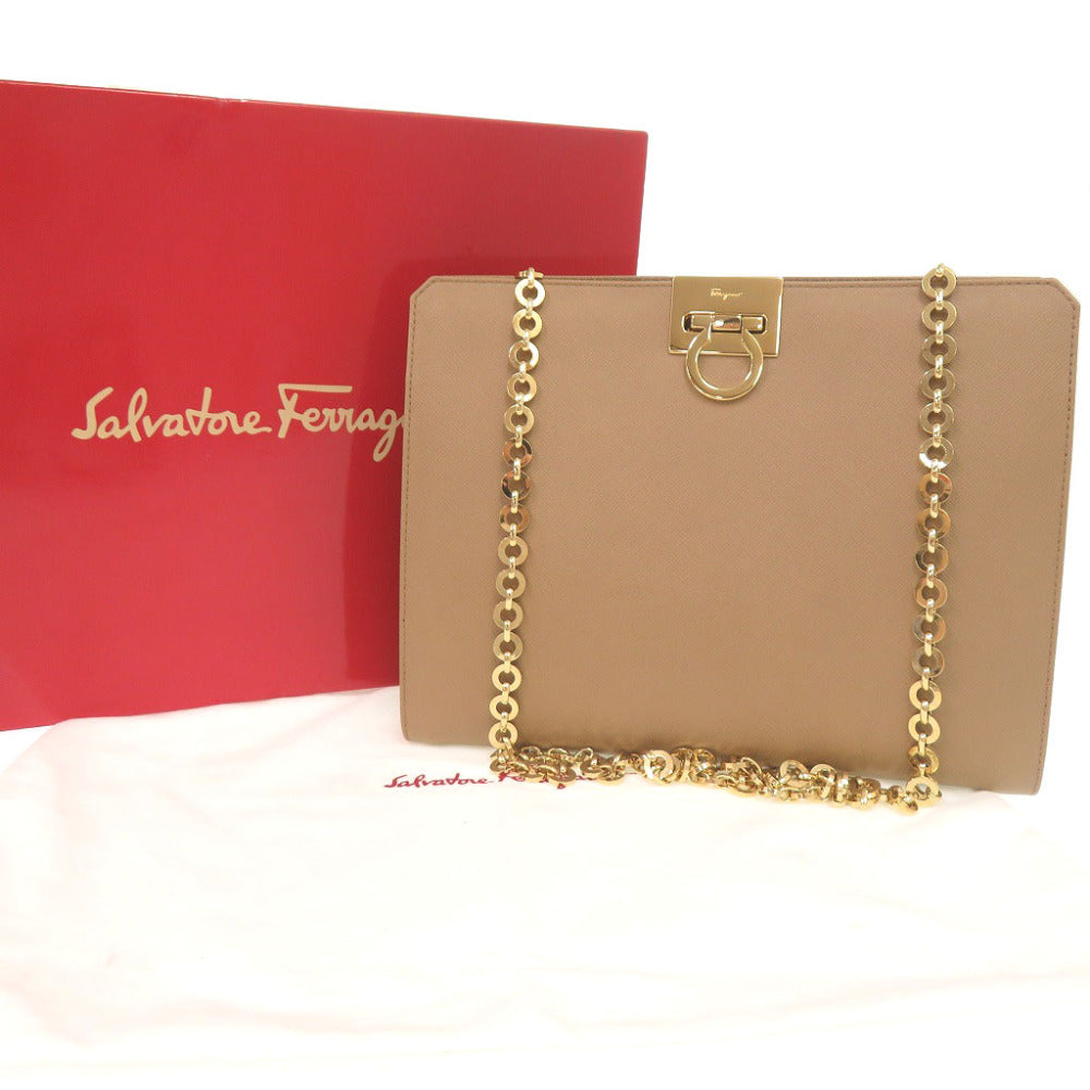 美品 サルヴァトーレフェラガモ ガンチーニ レザー ベージュ チェーンショルダー ショルダーバッグ 0375【中古】Salvatore Ferragamo