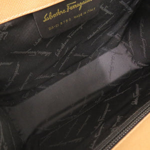 美品 サルヴァトーレフェラガモ ガンチーニ レザー ベージュ チェーンショルダー ショルダーバッグ 0375【中古】Salvatore Ferragamo