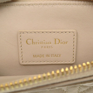 新品同様 クリスチャンディオール Caro Lavender カナージュ レザー ベージュ カードケース 1423【中古】Christian Dior