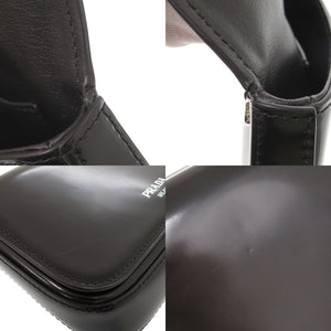 新品同様 プラダ ロゴ ブラッシュドレザー ブラック ショルダーバッグ 黒 1533【中古】PRADA