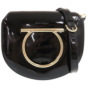 美品 サルヴァトーレフェラガモ ガンチーニ パテントレザー ブラック ショルダーバッグ 黒 1069【中古】Salvatore Ferragamo