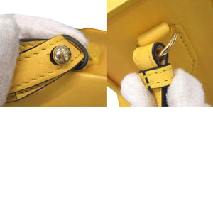 美品 フェンディ 縦型ボックス 7VA519 レザー イエロー ショルダーバッグ 1115【中古】FENDI