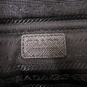 美品 プラダ トライアングル ナイロン レザー ブラック フォンケース ショルダーポーチ ショルダーバッグ 黒 1226【中古】PRADA