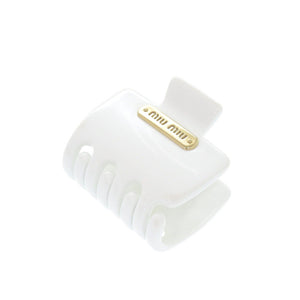 新品同様 ミュウミュウ バレッタ プラスチック ホワイト ヘアアクセサリー 1234 【中古】 MIUMIU