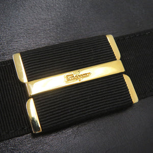 サルヴァトーレフェラガモ AQ214780 レザー ブラック ショルダーバッグ 黒 0346【中古】Salvatore Ferragamo
