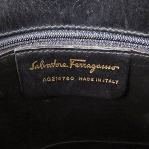 サルヴァトーレフェラガモ AQ214780 レザー ブラック ショルダーバッグ 黒 0346【中古】Salvatore Ferragamo