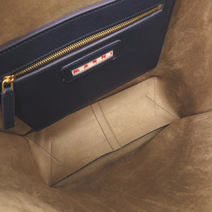 美品 マルニ Museoミディアムホーボーバッグ レザー ネイビー トートバッグ 0493【中古】MARNI
