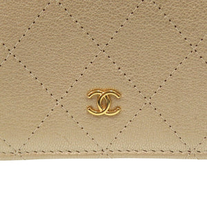美品 シャネル マトラッセ カーフレザー ゴールド 二つ折り財布 金 0991【中古】CHANEL