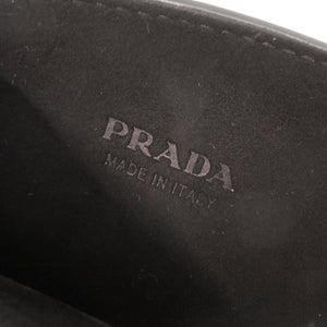 新品同様 プラダ トライアングルロゴ サフィアーノ ブラック フォンケース ネックポーチ 黒 0415【中古】PRADA