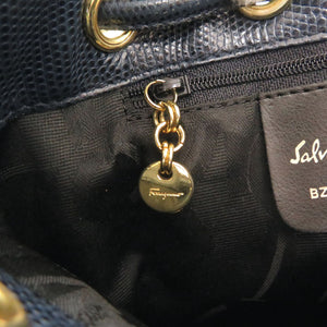 サルヴァトーレフェラガモ ヴァラ BZ215676 型押しレザー ネイビー リュック デイパック 0441【中古】Salvatore Ferragamo