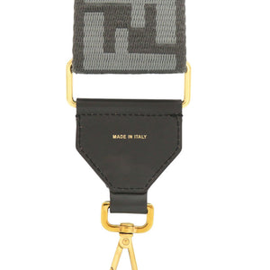 美品 フェンディ ストラップユー ズッカ柄 キャンバス レザー グレー ショルダーストラップ 1027【中古】FENDI