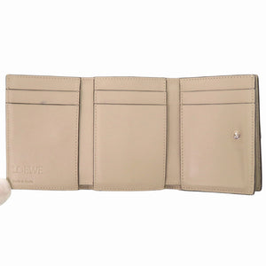 美品 ロエベ アナグラム スモール ウォレット ec23393 カーフ グリーン 三つ折り財布 緑 1228【中古】LOEWE