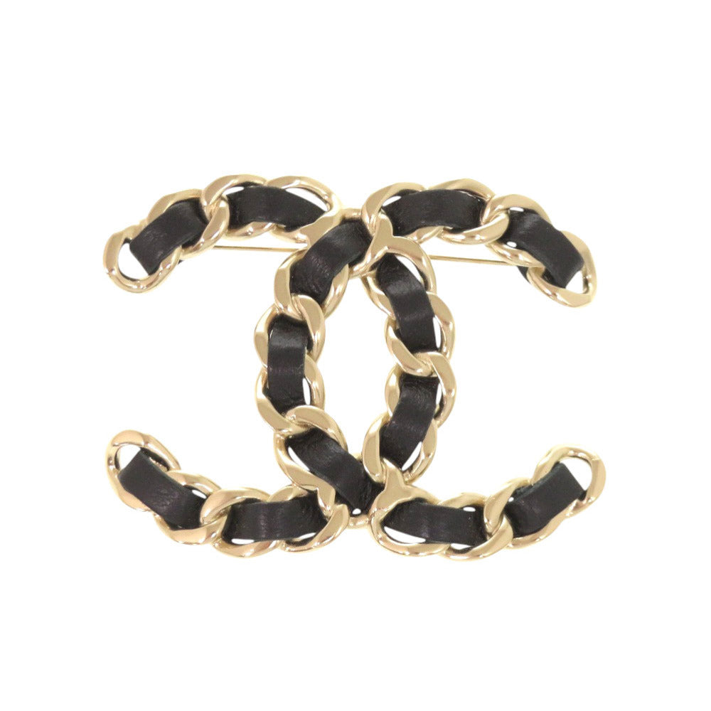 新品同様 シャネル ココマーク チェーンモチーフ ブローチ レザー ブラック アクセサリー 1314 【中古】 CHANEL
