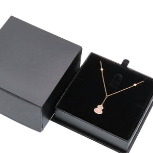新品同様 キーリン Wulu ダイヤ 750PG ひょうたん ネックレス ダイヤモンド0.133ct / K18ピンクゴールド / ピンクシェル ジュエリー 1545【中古】Qeelin