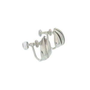 美品 ジョージジェンセン ネジ式 シェルモチーフ イヤリング シルバー925 シルバー 1622【中古】Georg Jensen