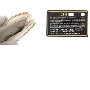 美品 シャネル マトラッセ ココマーク キャビアスキン 28番台 ゴールド金具 ホワイト ポーチ 白 1326【中古】CHANEL