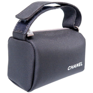 新品同様 シャネル ナイロン ポーチ ヴィンテージ 5番台 グレー 0047【中古】CHANEL
