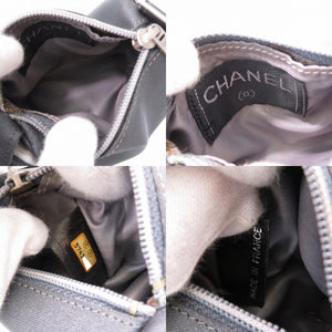 新品同様 シャネル ナイロン ポーチ ヴィンテージ 5番台 グレー 0047【中古】CHANEL