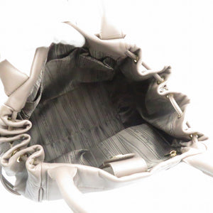 サルヴァトーレ フェラガモ ヴァラ リボン レザー グレー ゴールド金具 E-21 D394E 巾着 ハンドバッグ バッグ 0097 【中古】 Salvatore Ferragamo