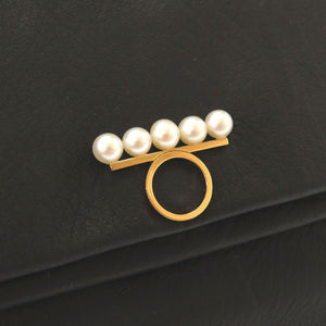 美品 タサキ バランス パール レザー ブラック クラッチバッグ バッグ 黒 0172 【中古】 TASAKI レディース