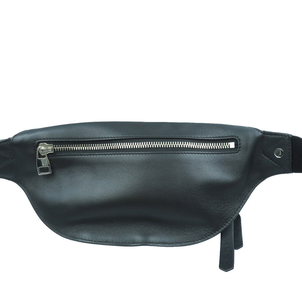 新品同様 アレキサンダー マックイーン ハーネス ブラック レザー シルバー金具 ベルトバッグ ボディバッグ 0027 【中古】 Alexander McQueen