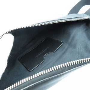 新品同様 アレキサンダー マックイーン ハーネス ブラック レザー シルバー金具 ベルトバッグ ボディバッグ 0027 【中古】 Alexander McQueen