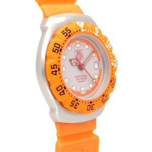 美品 タグホイヤー フォーミュラ1 プロフェッショナル WA1413 クオーツ 腕時計 ラバー グレー/オレンジ 0075【中古】TAG HEUER レディース