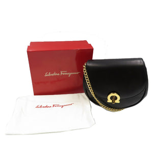 新品同様 サルヴァトーレフェラガモ AQ 215613 ガンチーニ チェーン レザー ゴールド金具 ブラック 黒 0158【中古】Salvatore Ferragamo