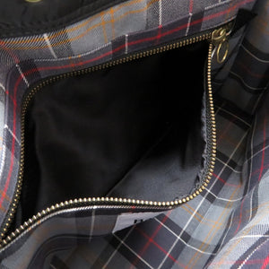 新品同様 バブアー × ワッコワッコ コラボ ナイロン コットン ブラック ハンドバッグ バッグ 黒 0023 【中古】  Barbour × WACCOWACCO