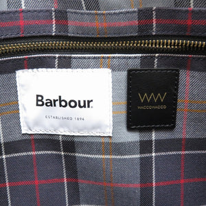 新品同様 バブアー × ワッコワッコ コラボ ナイロン コットン ブラック ハンドバッグ バッグ 黒 0023 【中古】  Barbour × WACCOWACCO