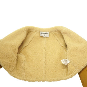 新品同様 シャネル ムートン ジャケット P64480 ラムファー コート サイズ34 ベージュ 0154【中古】CHANEL レディース