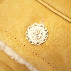 新品同様 シャネル ムートン ジャケット P64480 ラムファー コート サイズ34 ベージュ 0154【中古】CHANEL レディース