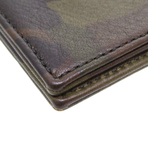 美品 クロムハーツ セメタリークロス レザー 迷彩 カモフラージュ グリーン 緑 パスポートケース カバー 0010【中古】CHROME HEARTS