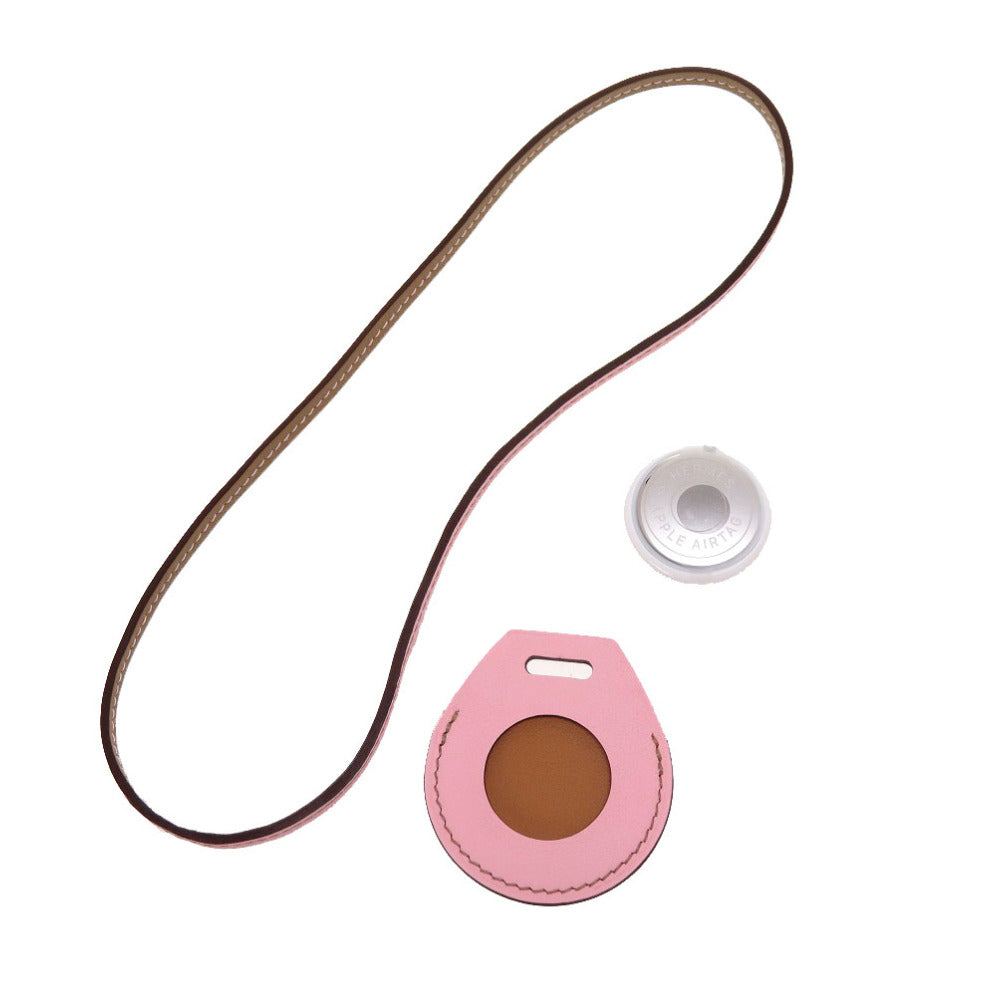 未使用 エルメス × Apple エアタグ Air Tag ローズサクラ チャイ キーホルダー バッグチャーム 0040 【中古】 HERMES