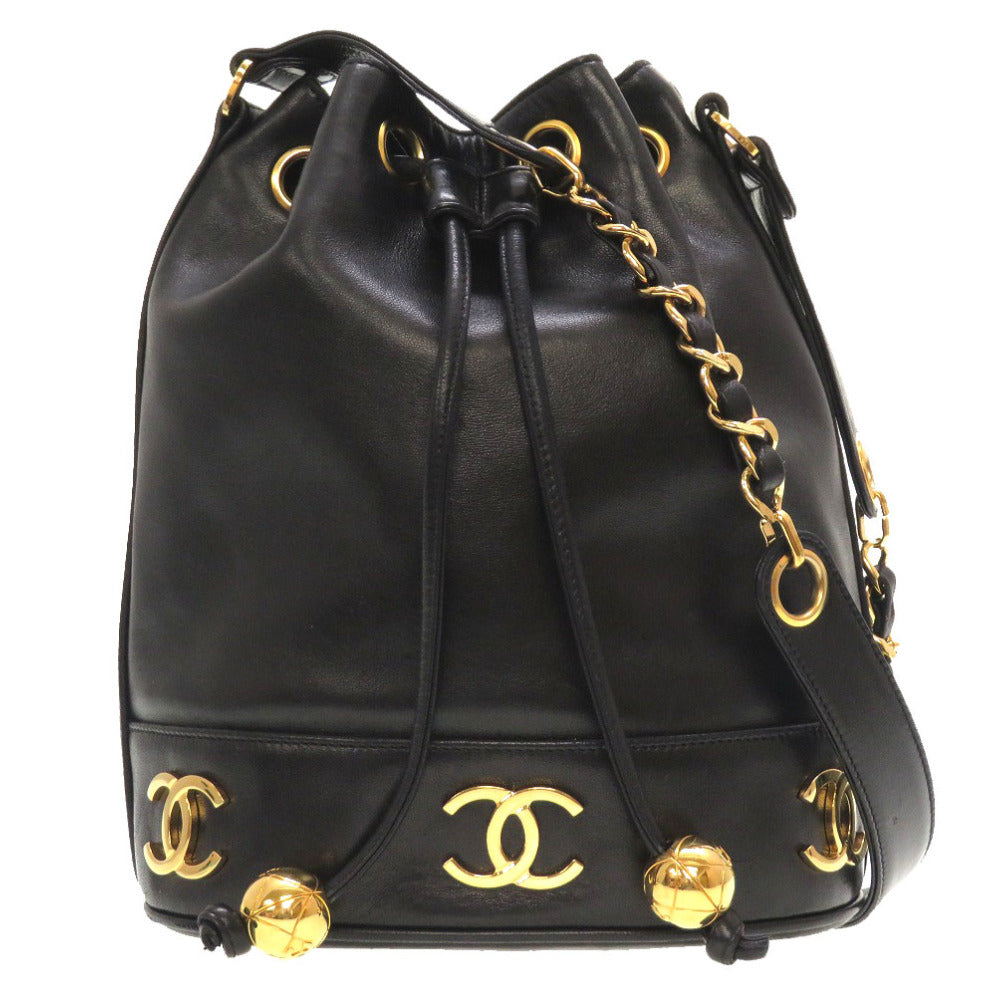 美品 シャネル レザー ブラック 巾着 2番台 ゴールドチェーン ショルダーバッグ バッグ 黒 0069 【中古】 CHANEL