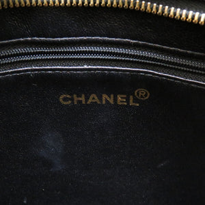 美品 シャネル 復刻トート ベロア ブラック ゴールド金具 5番台 マトラッセ ココマーク トートバッグ バッグ 黒 0098 【中古】 CHANEL