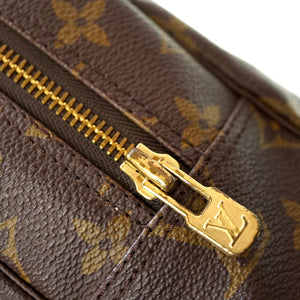 ルイヴィトン モノグラム トゥルース トワレット28 M47522 ポーチ セカンドバッグ LV 0146【中古】LOUIS VUITTON