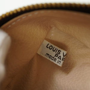 ルイヴィトン モノグラム トゥルース トワレット28 M47522 ポーチ セカンドバッグ LV 0146【中古】LOUIS VUITTON