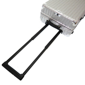 美品 リモワ フェンディ コラボ 33L FFロゴ クオイオ ローマ スーツケース 972 90 02 90 キャリーバッグ アルミ シルバー 0044【中古】FENDI メンズ