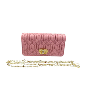 新品同様 ミュウミュウ マテラッセ 5DH044 ラムスキン ラインストーン ゴールド金具 ピンク チェーンショルダーバッグ 0033【中古】MIU MIU