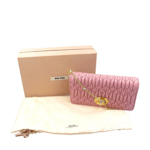 新品同様 ミュウミュウ マテラッセ 5DH044 ラムスキン ラインストーン ゴールド金具 ピンク チェーンショルダーバッグ 0033【中古】MIU MIU