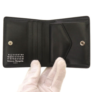 美品 メゾン マルジェラ エナメル ブラック S56UI0140 二つ折り財布 財布 黒 0076 【中古】 Maison Margiela