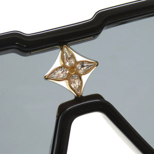 新品同様 ルイ ヴィトン サイクロン Z1578E モノグラムフラワー ブラック アセテート/ストーン サングラス 黒 LV 0091 【中古】 LOUIS VUITTON